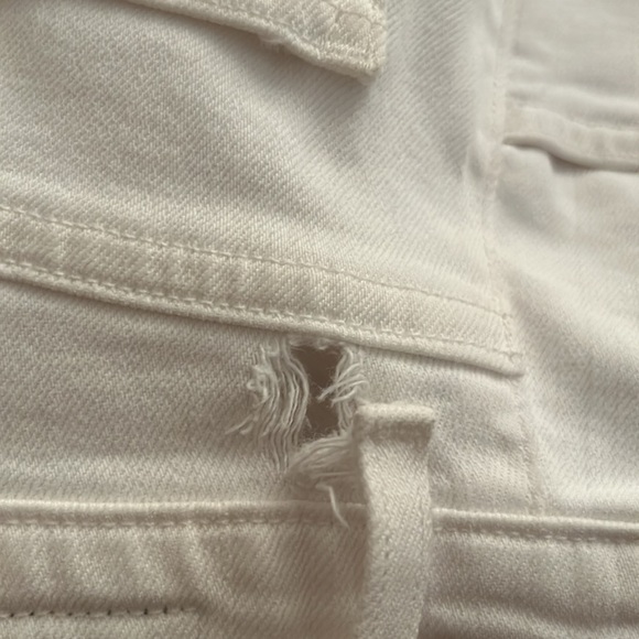 Citizens of humanity Drew fray high rise crop flare white jeans. - Picture 7 of 7